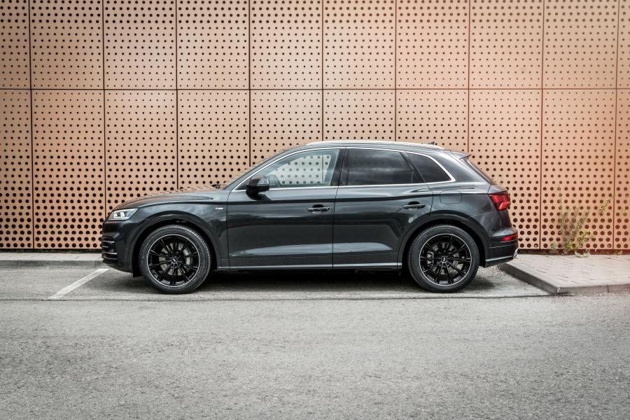  Audi Q5 55 TFSI e by ABT 2020 года  (фото 5 из 18)